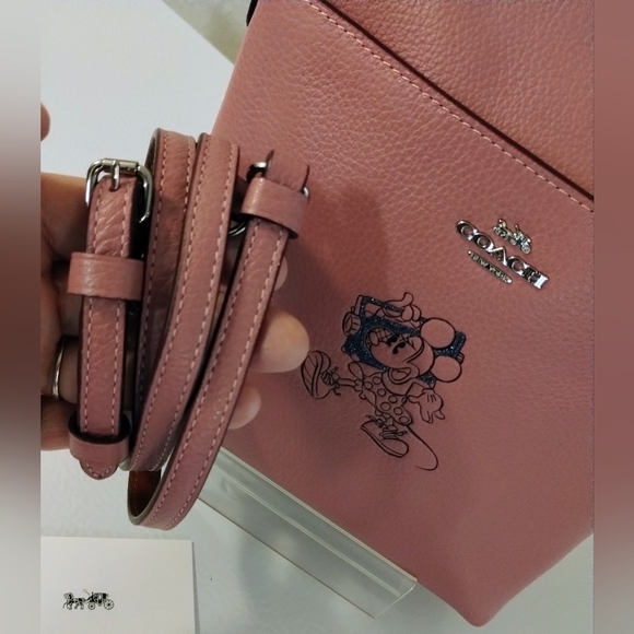 Coach X Disney Minnie Mouse Crossbody Bag - Picture 5 of 14